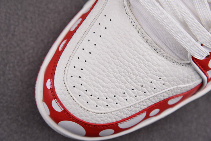 LV SNEAKER LV-000139