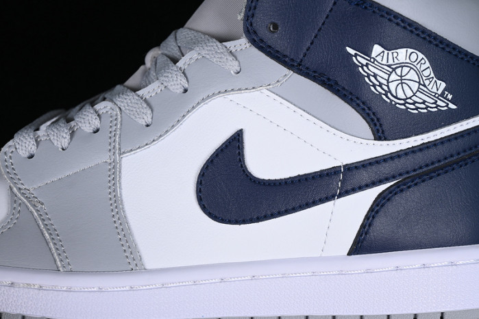 AIR JORDAN 1 MID MIDNIGHT NAVY DQ8426-104