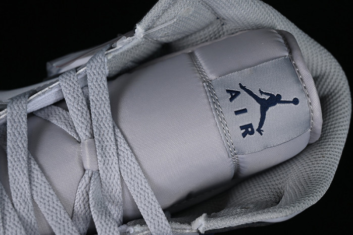 AIR JORDAN 1 MID MIDNIGHT NAVY DQ8426-104