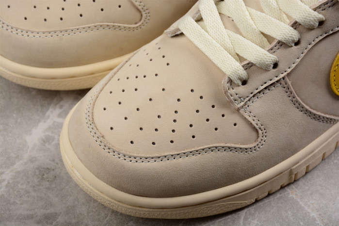 NIKE DUNK LOW LX BANANA (W) DR5487-100