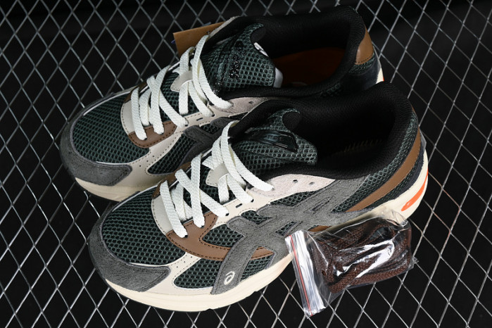 As*ic*s hal studios x gel 1130 