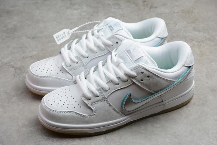 diamond S*pply co. x dunk low pro sb 