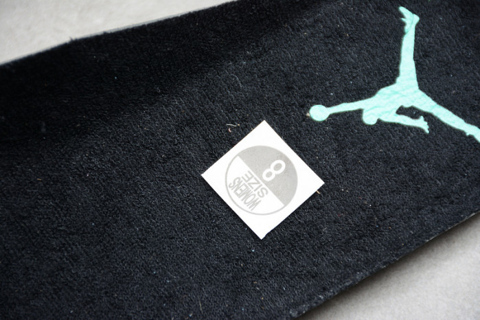 Air Jordan 11 Low Easter 528895-145