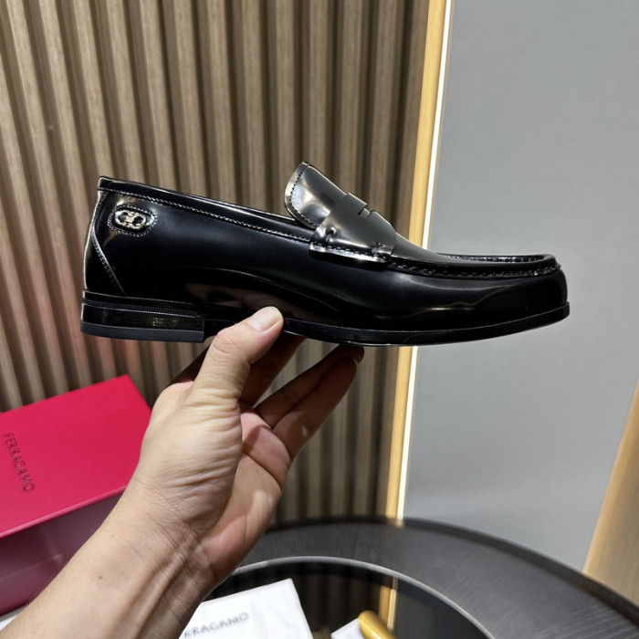 FENDI LOAFERS