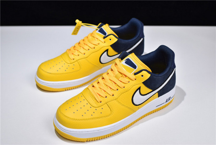 Nike Air Force 1 07 Lv8 AO2439-700