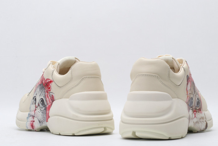 G*u*i* trainer sneaker21